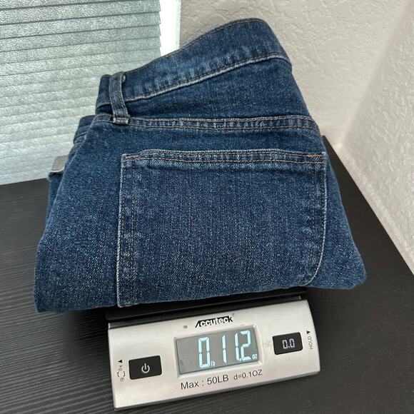 GAP Denim Medium Wash Cotton Zip Fly Folded Frayed Hem Denim Shorts Size 28 - Picture 12 of 12